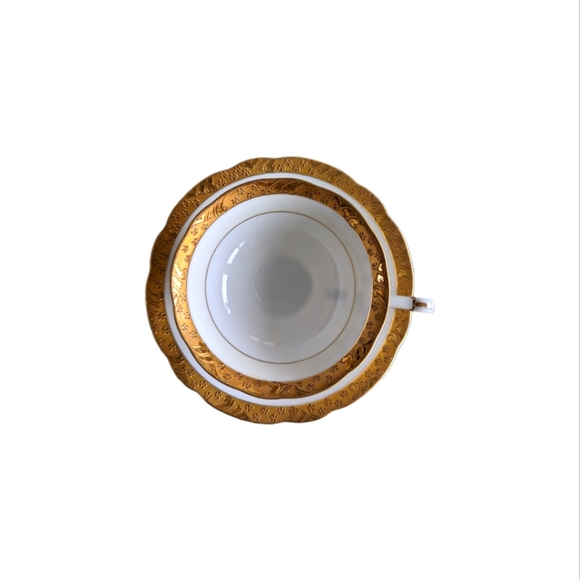Occupied Japan Tea Cup - Cream, White and Gold - Picture 2 of 4